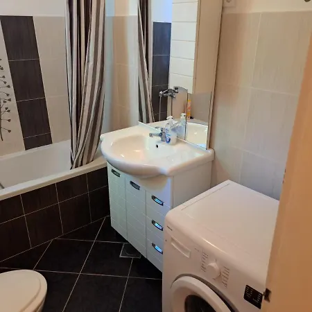 Sea And The City Apartment Split